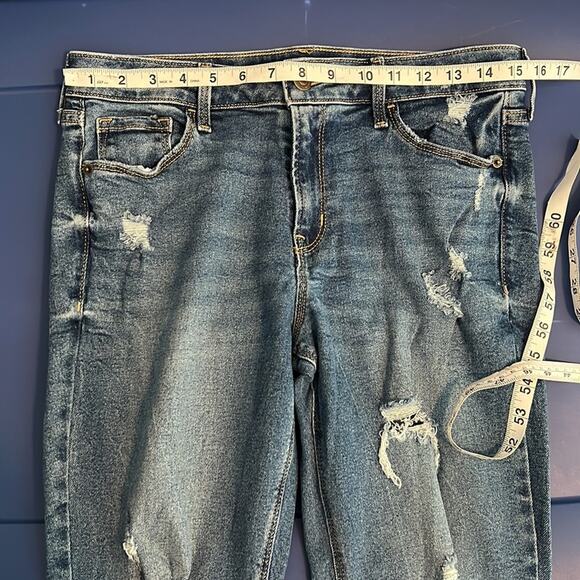 Old Navy Rockstar Mid Rise Cotton Blend Denim Jeans - Picture 9 of 11